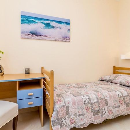 Apartman Vesna Malinska Eksteriør billede